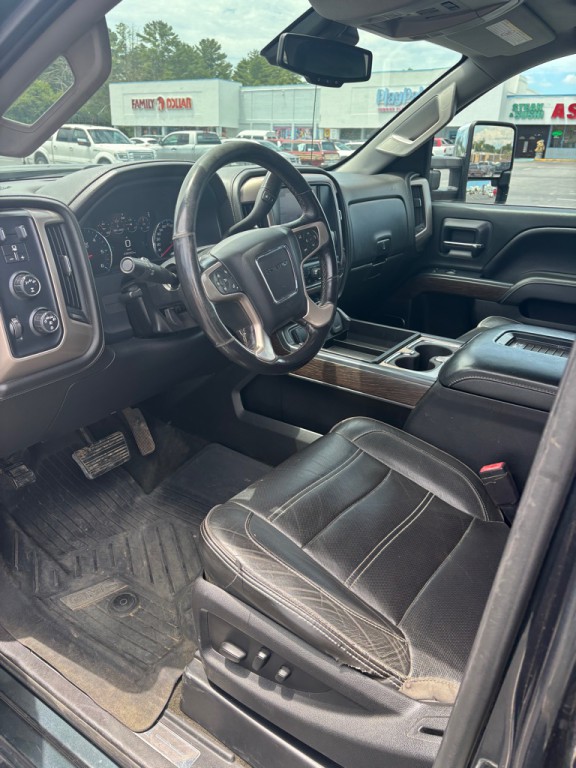 2017 GMC Sierra 2500 Image 7
