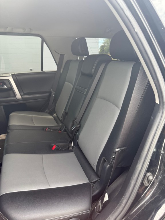 2016 Toyota 4Runner Image 6
