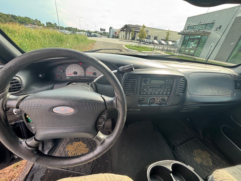2001 Ford F-150 Image 5