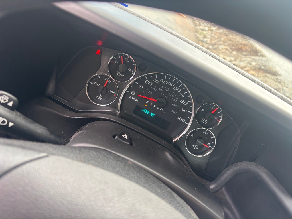2019 Chevrolet Express Image 8