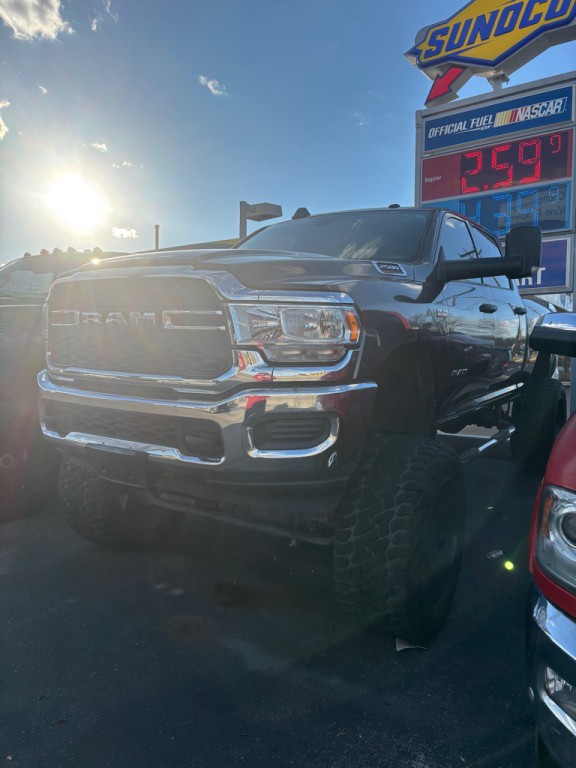 2019 RAM 2500 Image 2