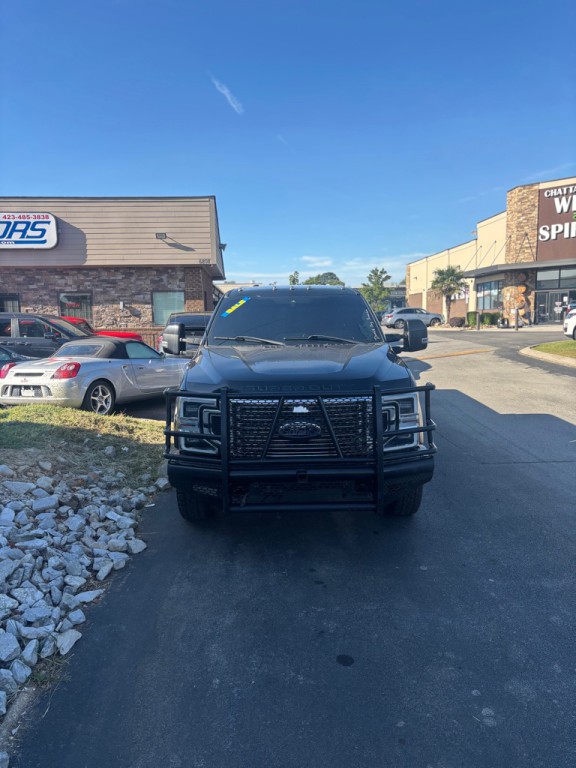 2022 Ford F-350 Image 2
