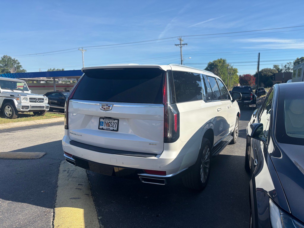 2021 Cadillac Escalade Image 4