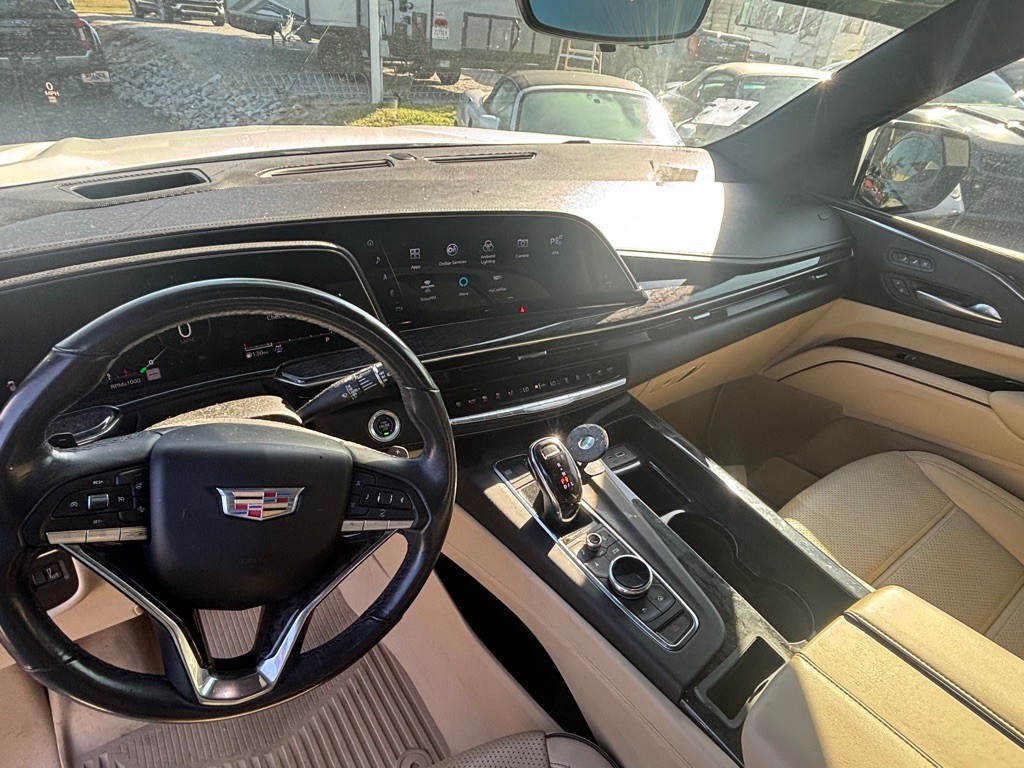 2021 Cadillac Escalade Image 9