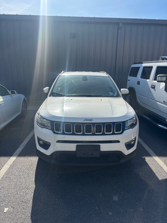 2019 Jeep Compass Image 2