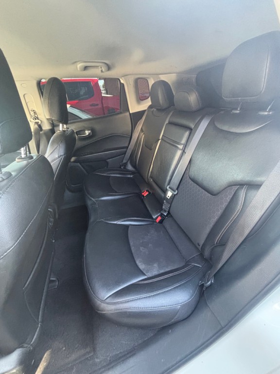 2019 Jeep Compass Image 9