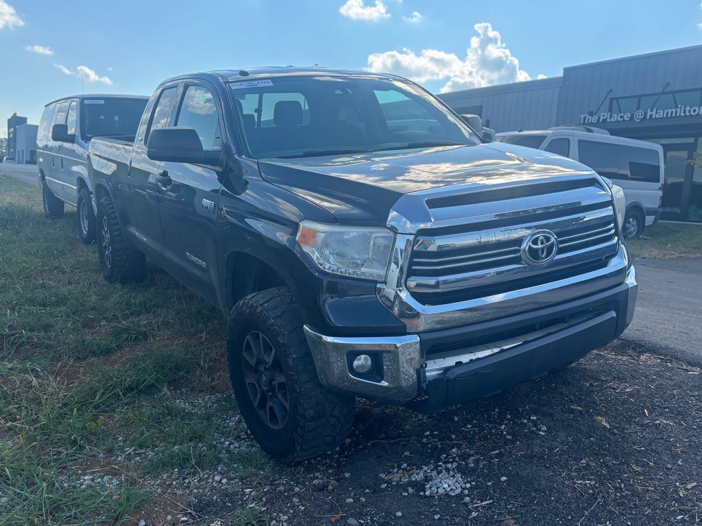 2017 Toyota Tundra Image 2