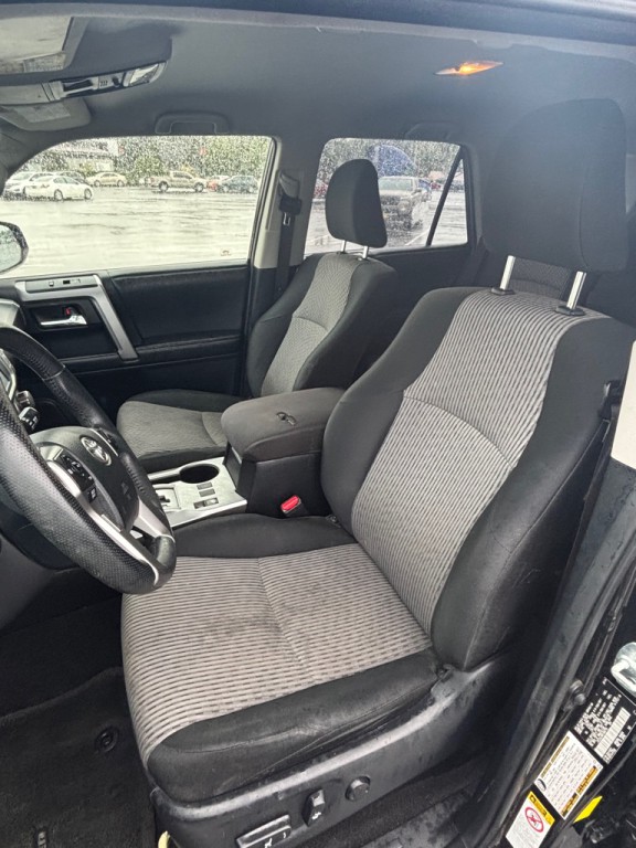 2014 Toyota 4Runner Image 8