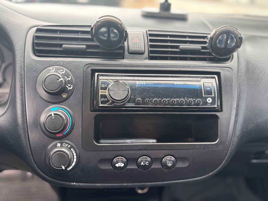 2005 Honda Civic Image 10