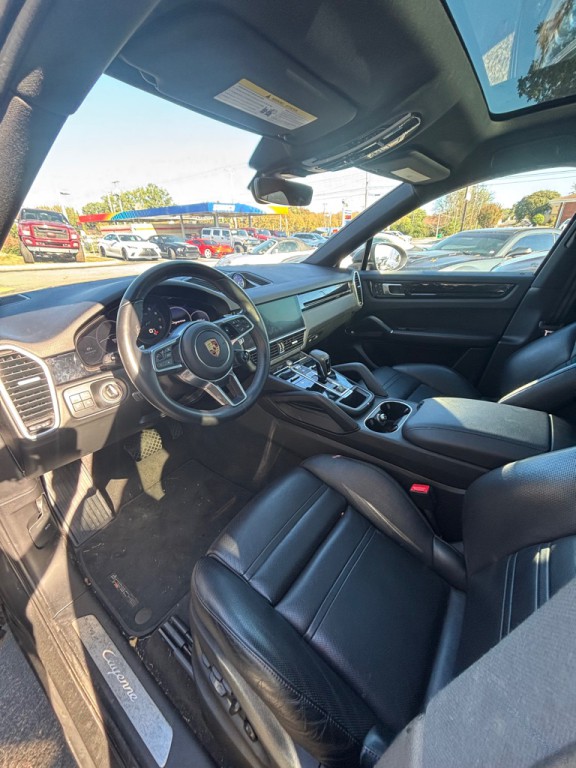 2023 Porsche Cayenne Image 5