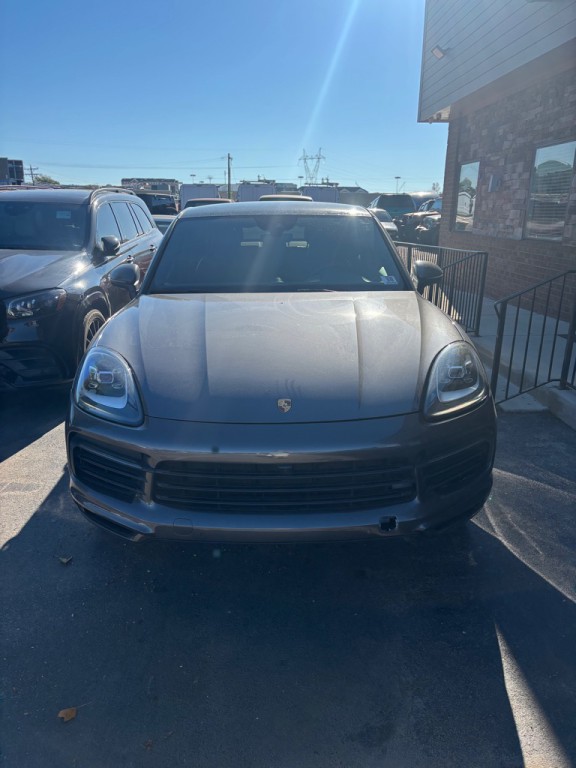 2023 Porsche Cayenne Image 12