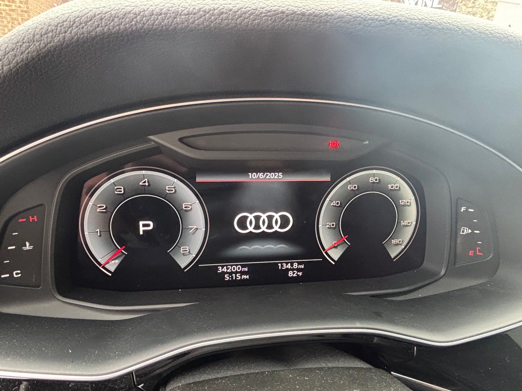 2022 Audi Q8 Image 9