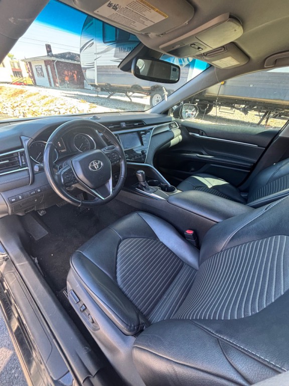 2018 Toyota Camry Image 8