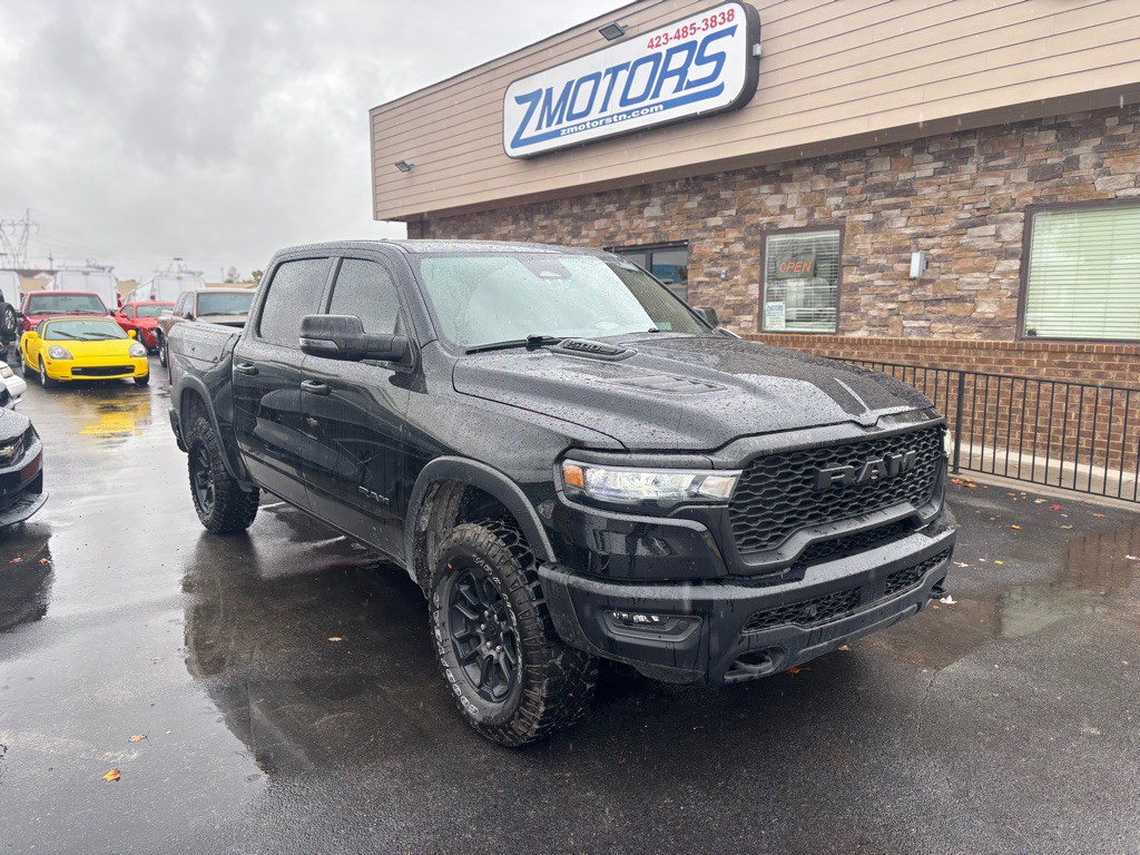 2025 RAM 1500 Image 3