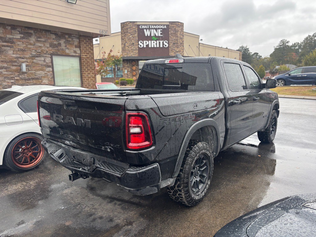 2025 RAM 1500 Image 4