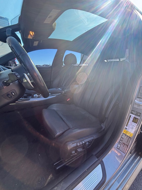 2015 BMW 6 Series Image 8