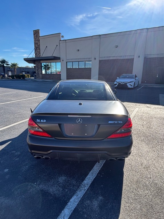 2009 Mercedes-Benz SL-Class Image 5