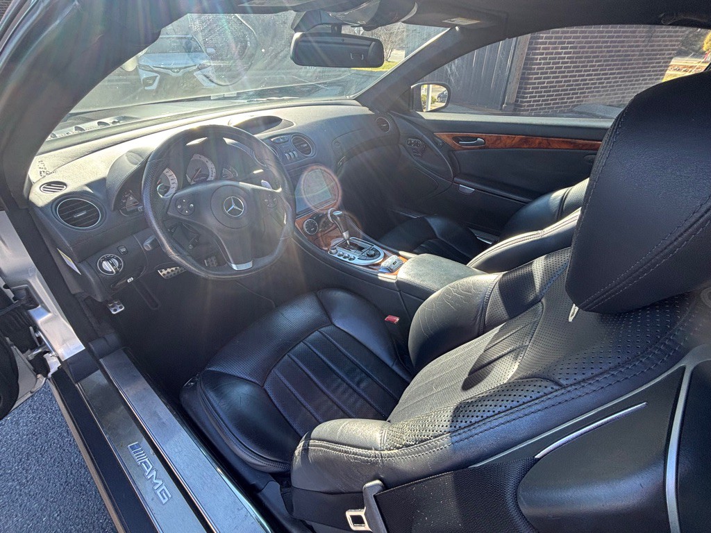 2009 Mercedes-Benz SL-Class Image 7