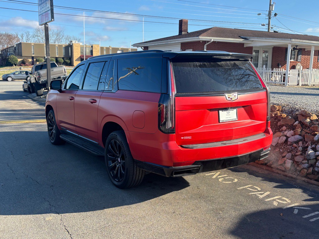 2021 Cadillac Escalade Image 6
