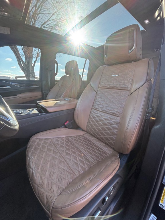 2021 Cadillac Escalade Image 13