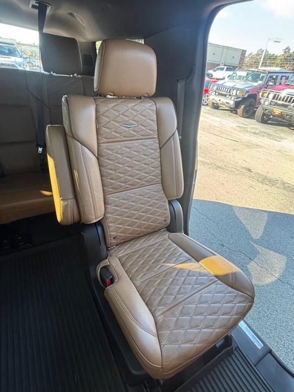 2021 Cadillac Escalade Image 16