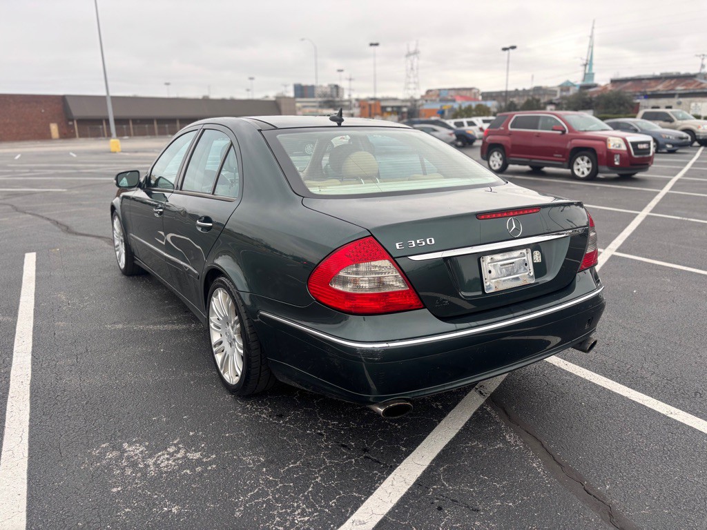 2008 Mercedes-Benz E-Class Image 5