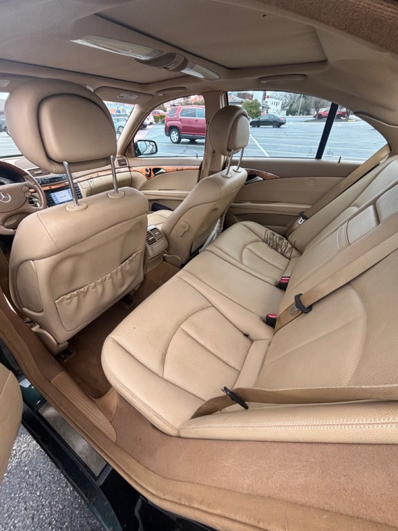 2008 Mercedes-Benz E-Class Image 9