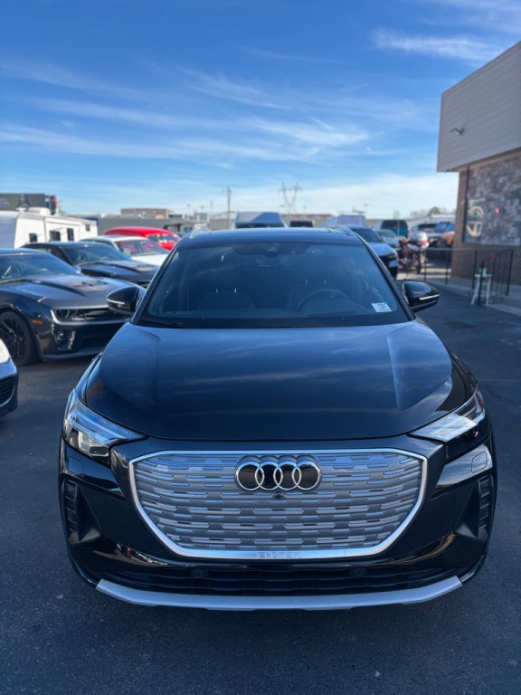 2022 Audi Q4 E-tron Image 2