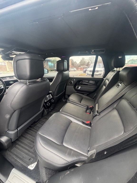 2021 Land Rover Range Rover Image 9