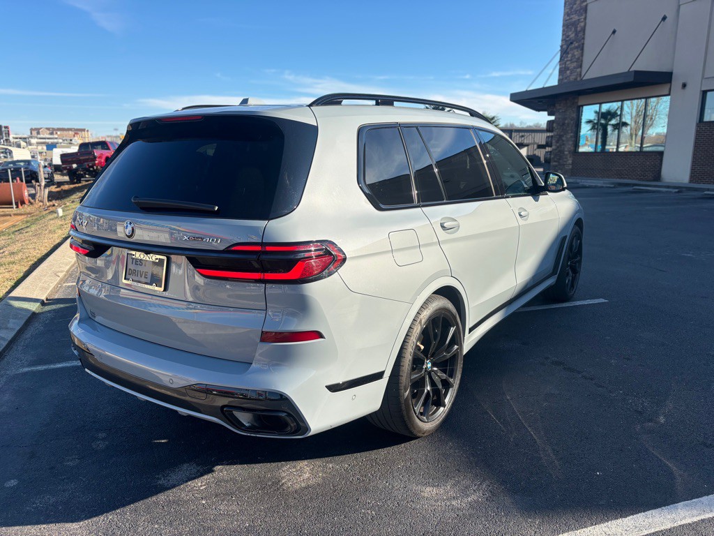 2024 BMW X7 Image 5