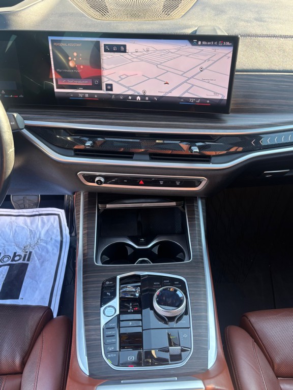 2024 BMW X7 Image 18