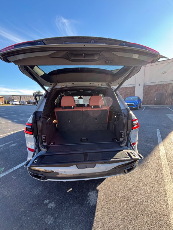 2024 BMW X7 Image 19