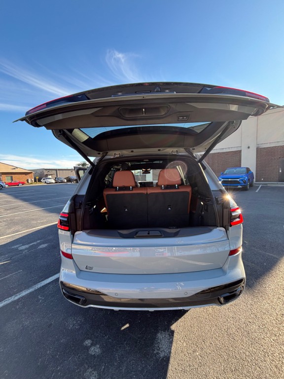 2024 BMW X7 Image 20