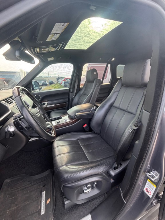 2016 Land Rover Range Rover Image 7