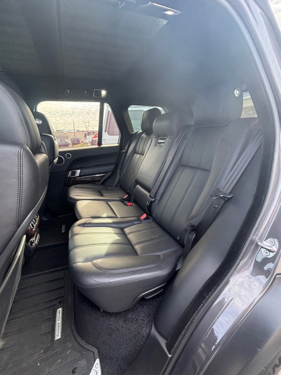 2016 Land Rover Range Rover Image 8