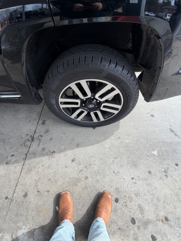 2016 Toyota 4Runner Image 15