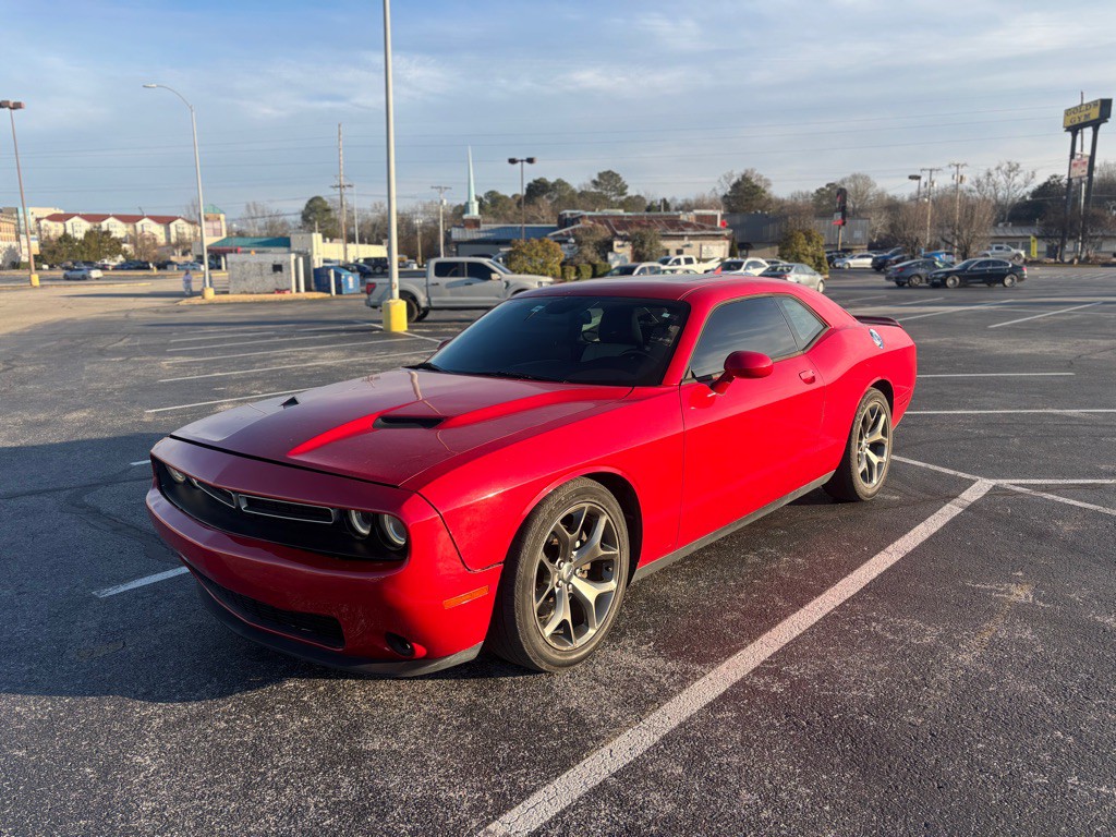 2015 Dodge Challenger Image 1