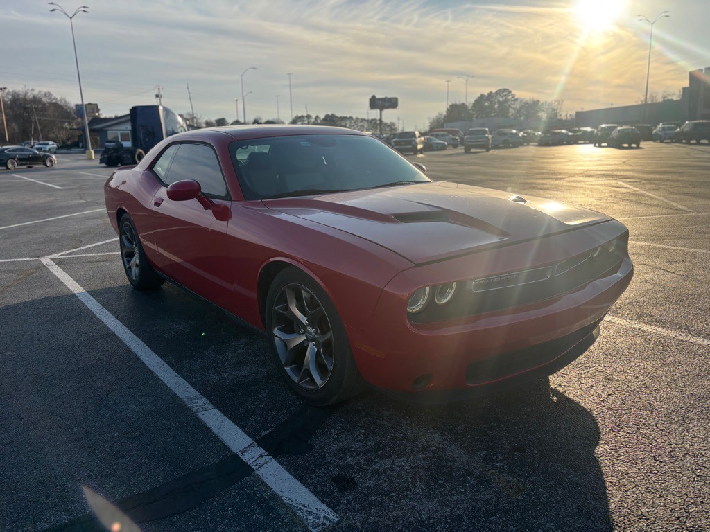 2015 Dodge Challenger Image 4
