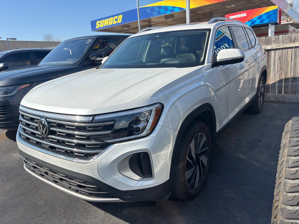 2024 Volkswagen Atlas Image 2
