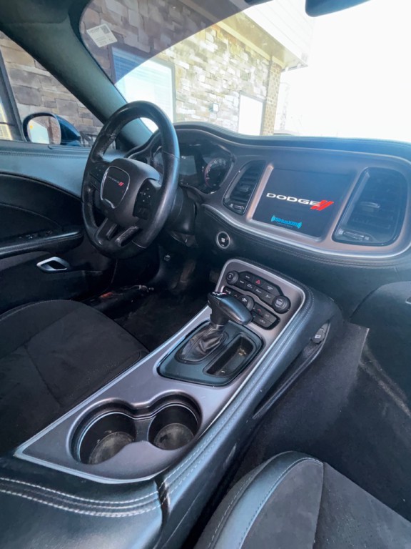 2022 Dodge Challenger Image 14