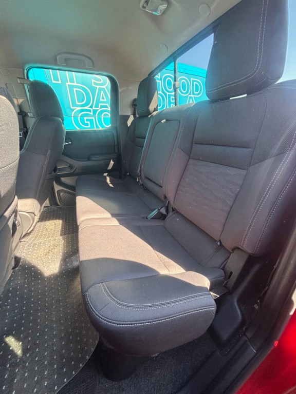 2022 Nissan Frontier Image 9