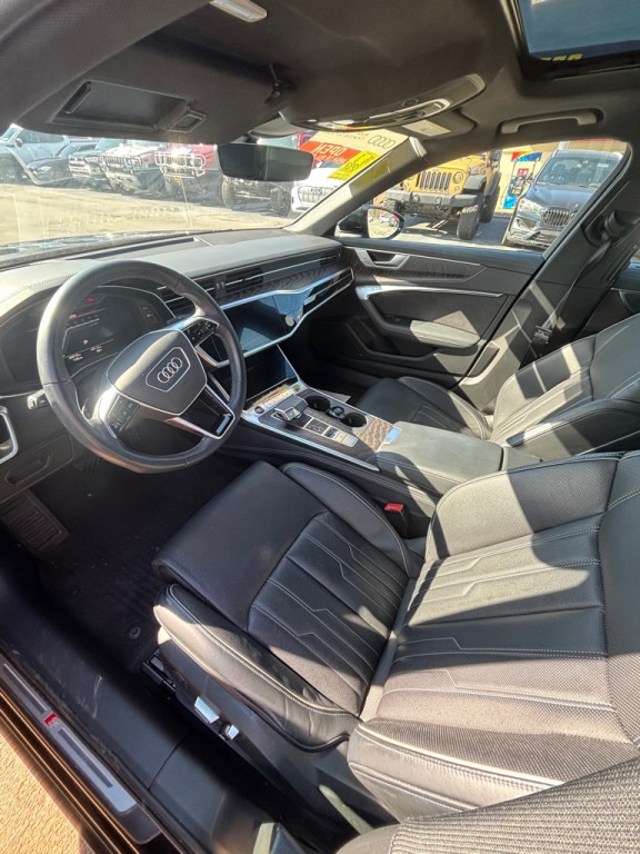 2024 Volkswagen Taos Image 4