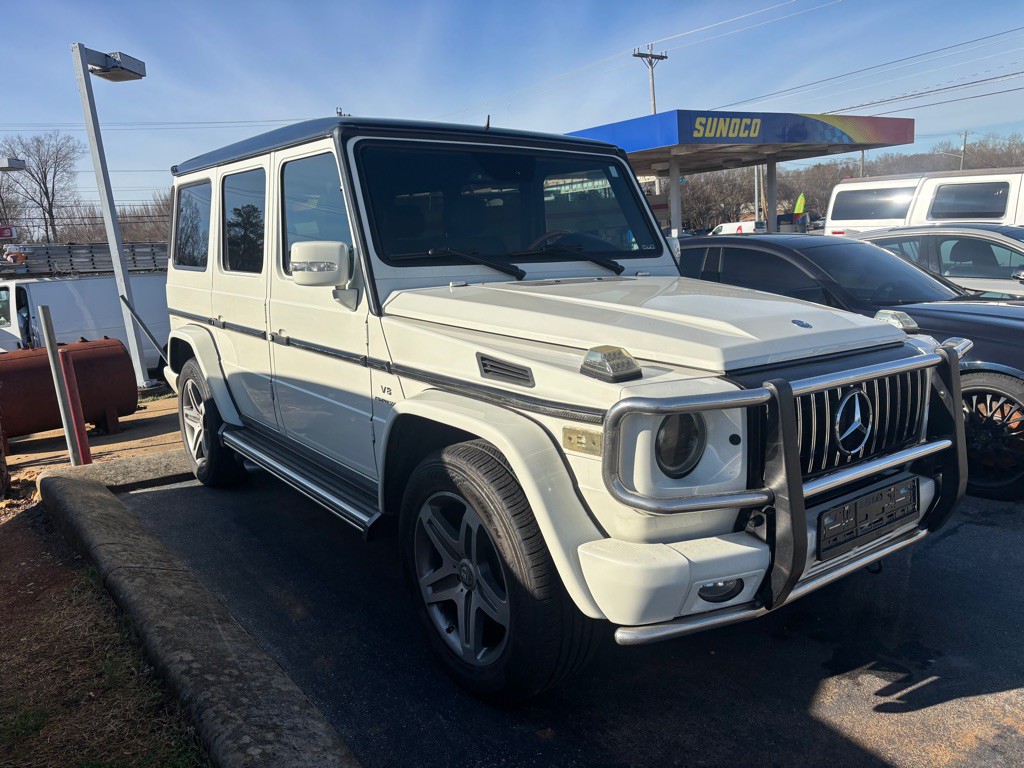 2011 Mercedes-Benz G-Class Image 3