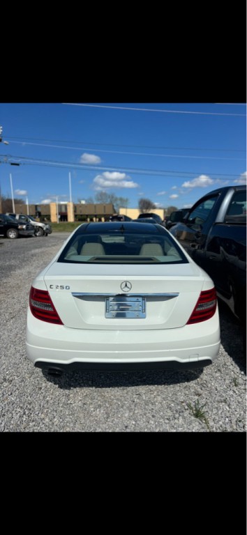 2012 Mercedes-Benz C-Class Image 4