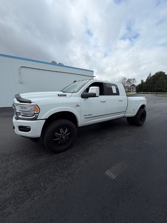 2023 RAM 3500 Image 1