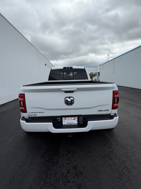 2023 RAM 3500 Image 6