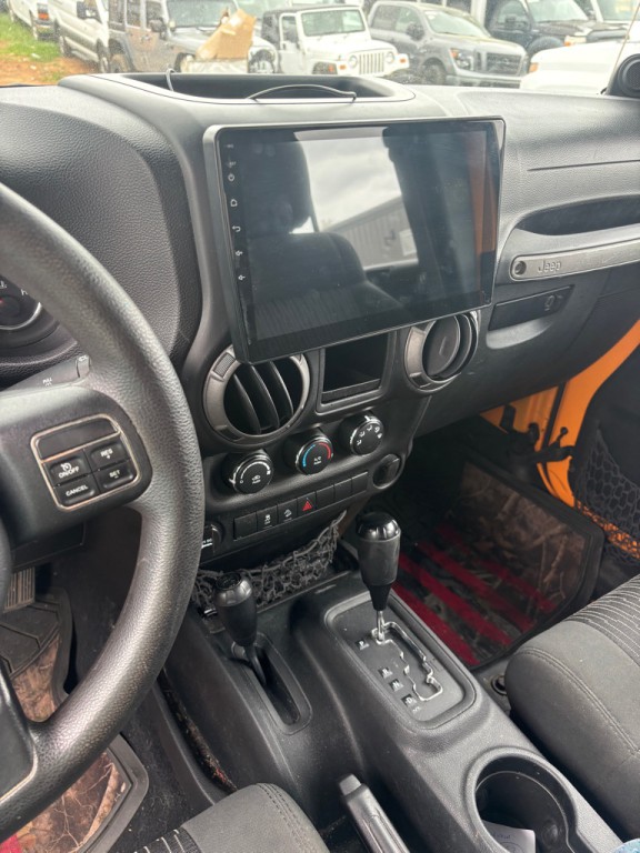 2012 Jeep Wrangler Unlimited Image 7