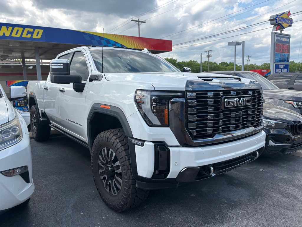2024 GMC Sierra 2500 Image 1