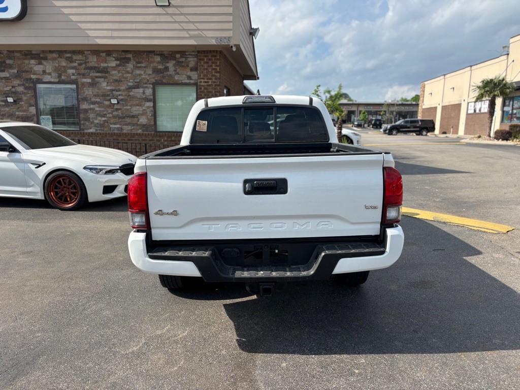 2019 Toyota Tacoma Image 5