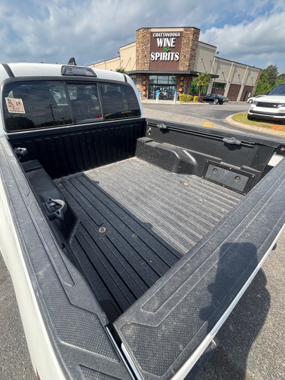 2019 Toyota Tacoma Image 7
